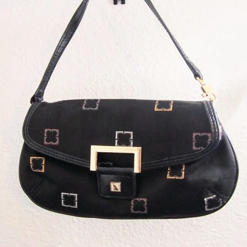 Liz Claiborne Black Shoulder Baguette Bag,Clover Print
